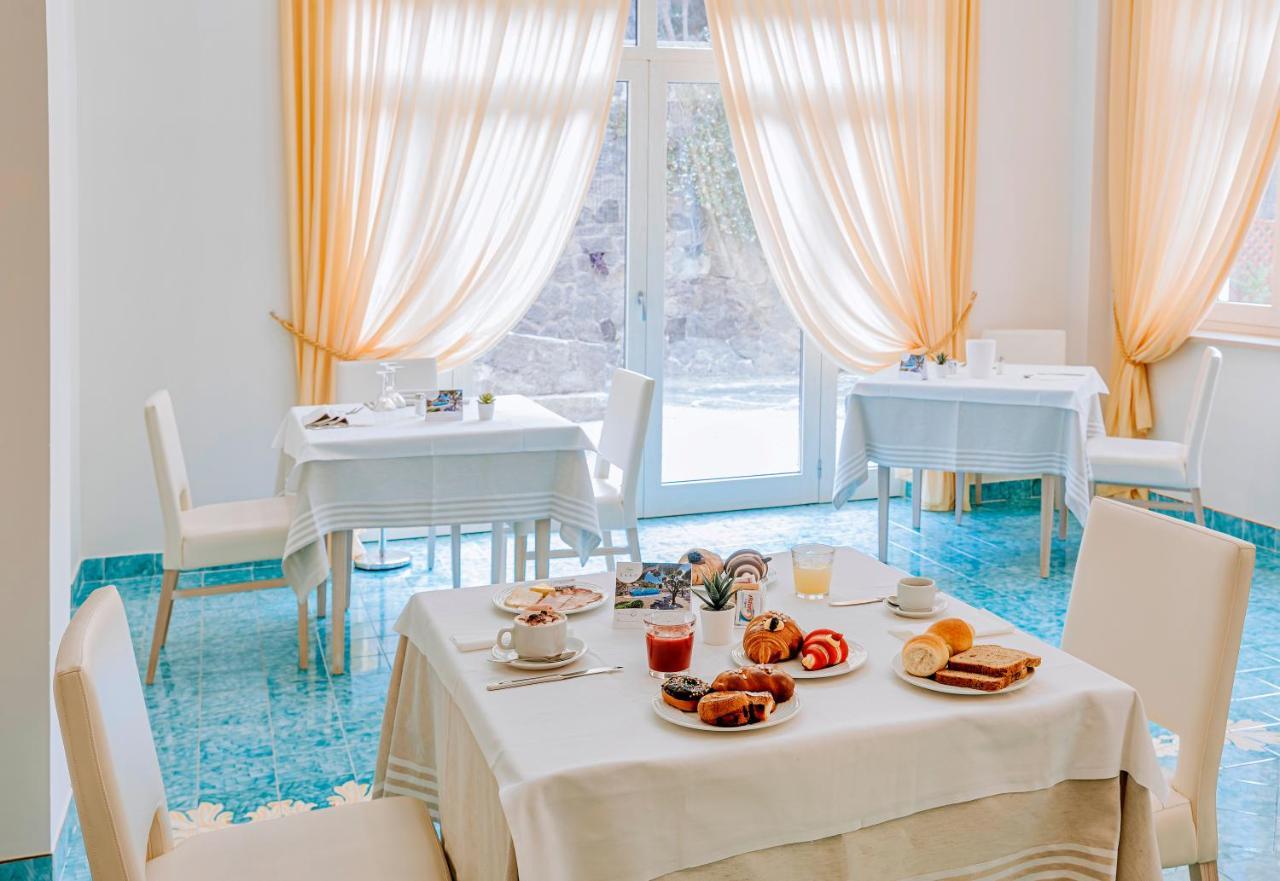 Hotel Zaro Lacco Ameno  Dış mekan fotoğraf