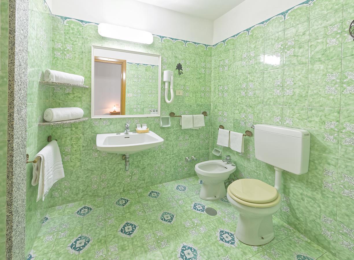 Hotel Zaro Lacco Ameno  Dış mekan fotoğraf